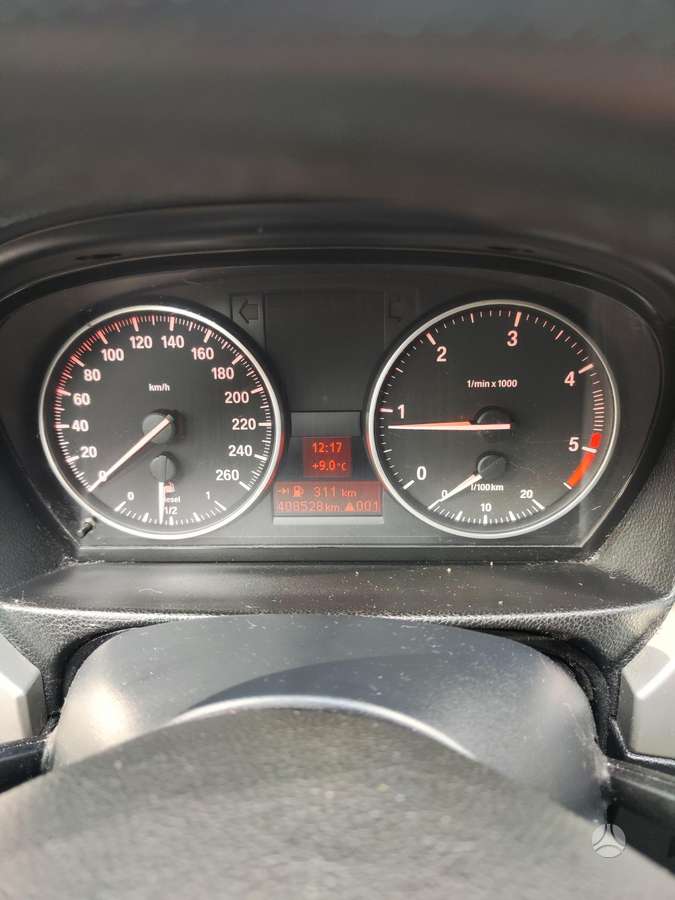 BMW 320 2008 — photo 12