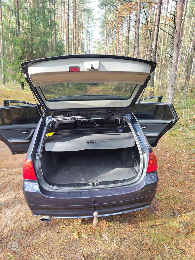 BMW 320 2008 — photo 13