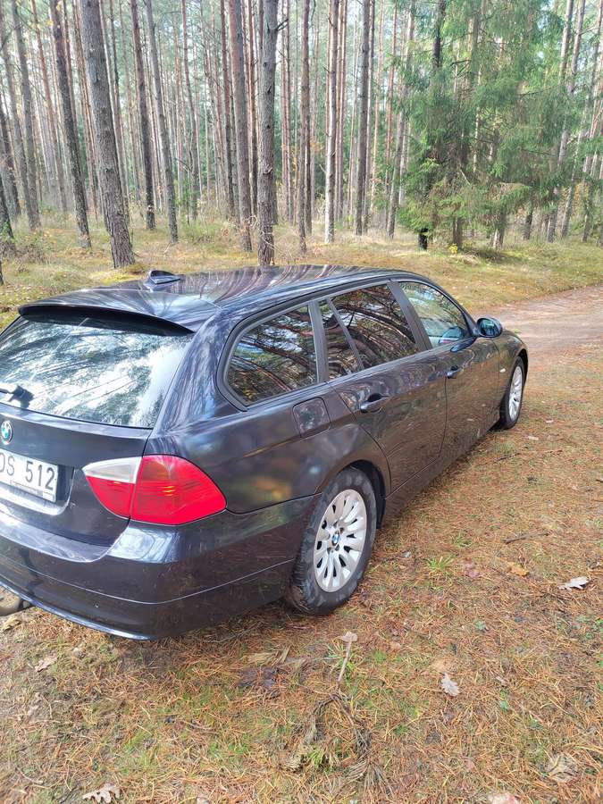 BMW 320 2008 — photo 5