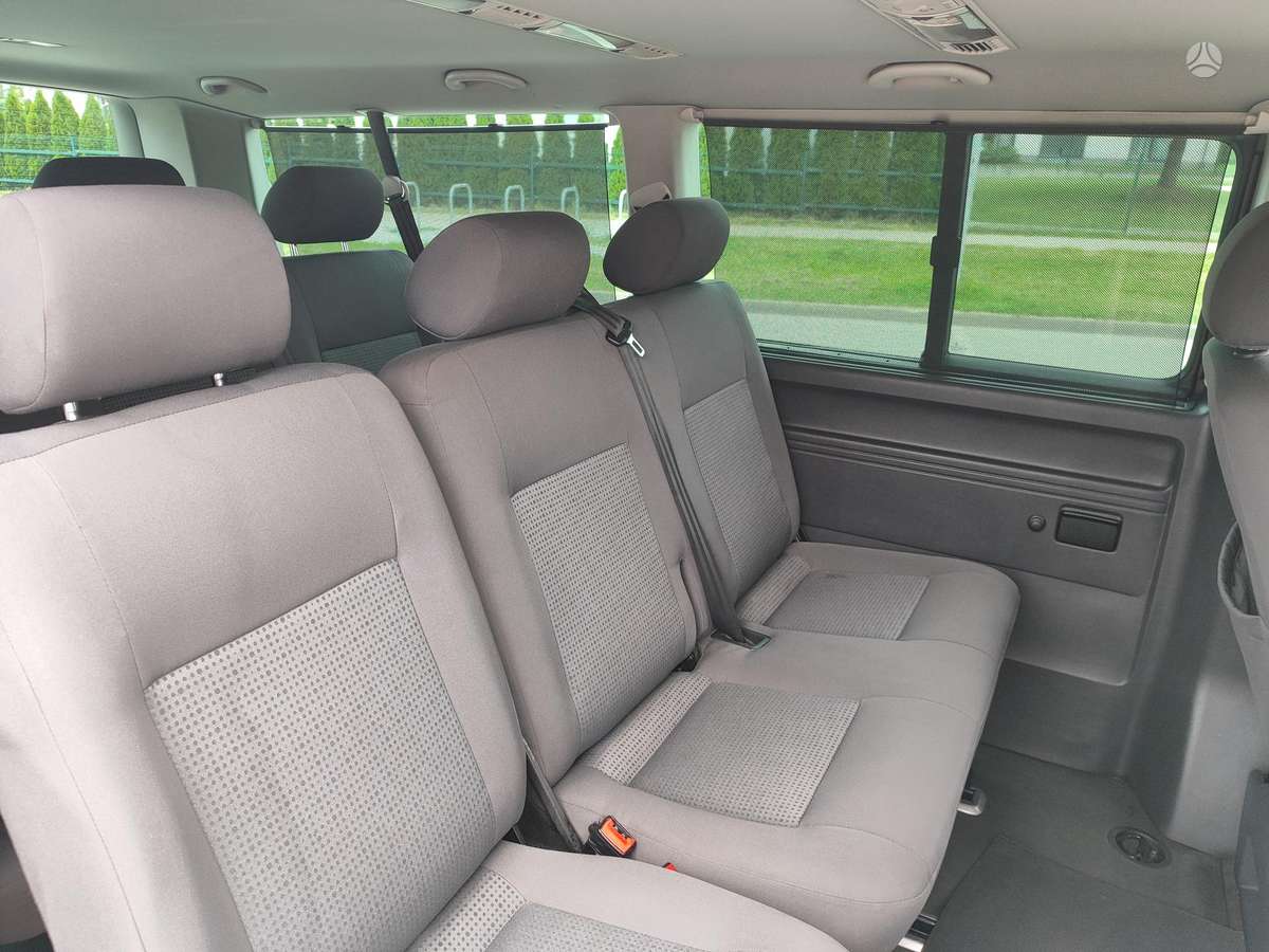 Volkswagen Caravelle 2006 — photo 13
