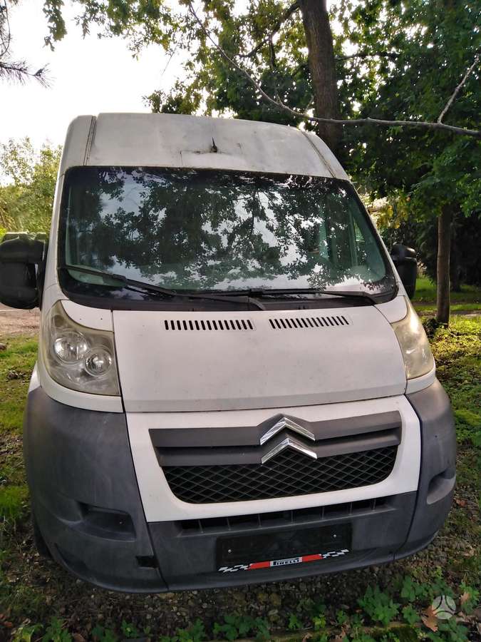 Citroen Jumper 2008 — rear view