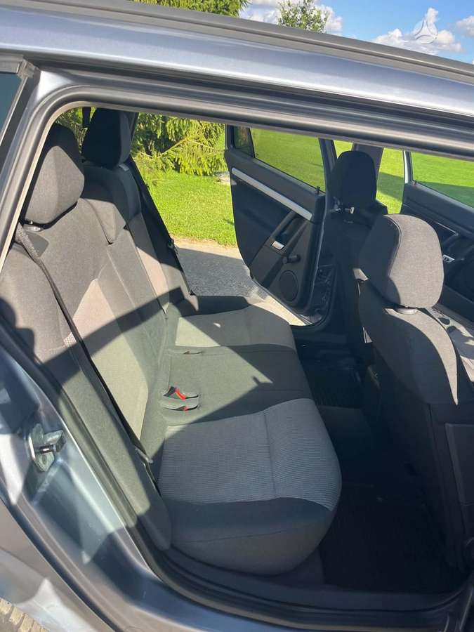 Opel Vectra 2005 — interior