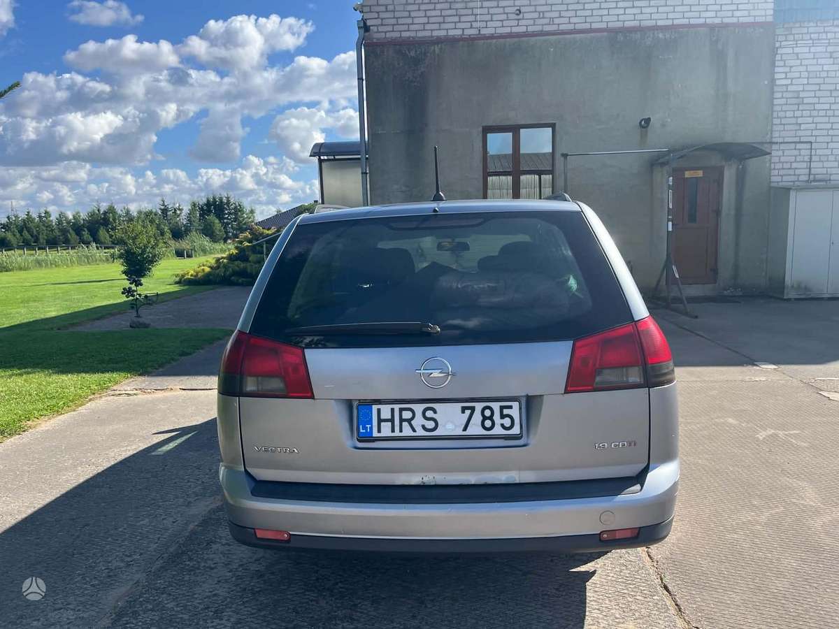 Opel Vectra 2005 — photo 5