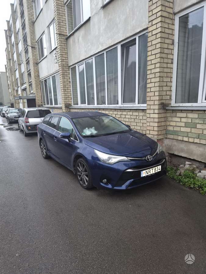 Toyota Avensis 2015 — photo 5