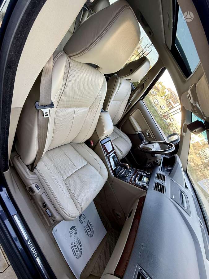 Volvo XC90 2009 — photo 10