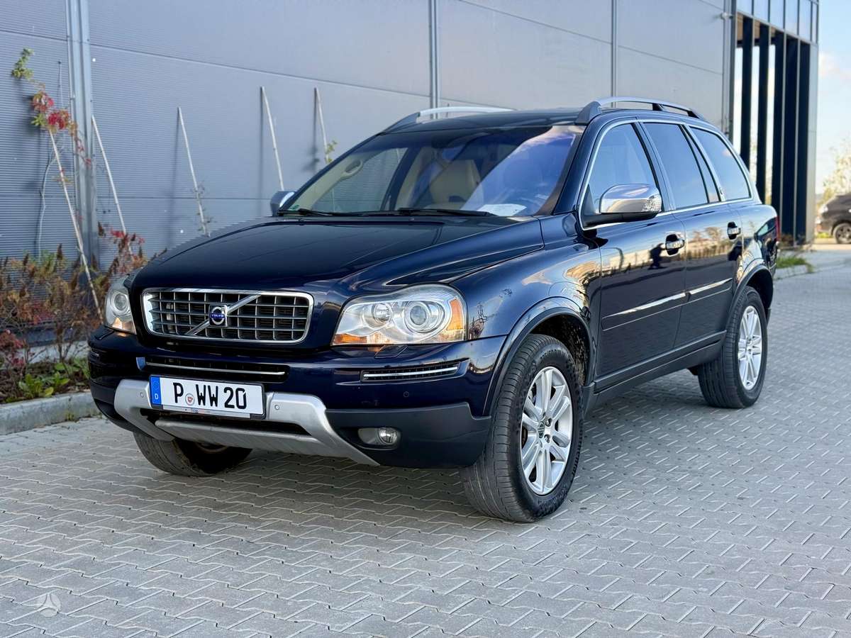 Volvo XC90 2009 — rear view