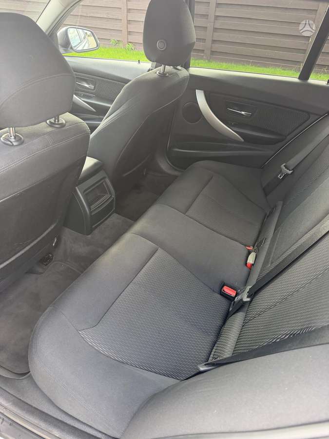 BMW 320 2014 — photo 11