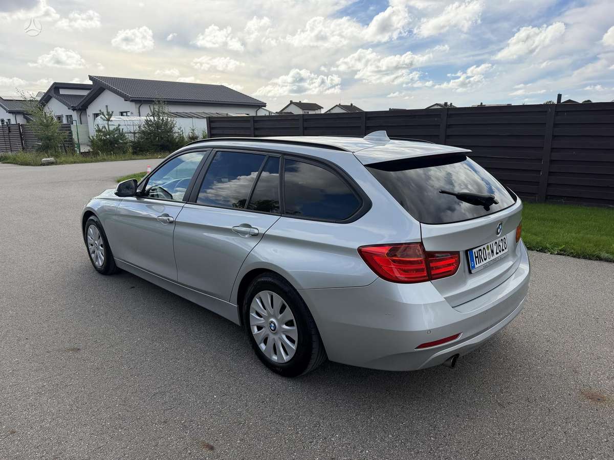 BMW 320 2014 — photo 7