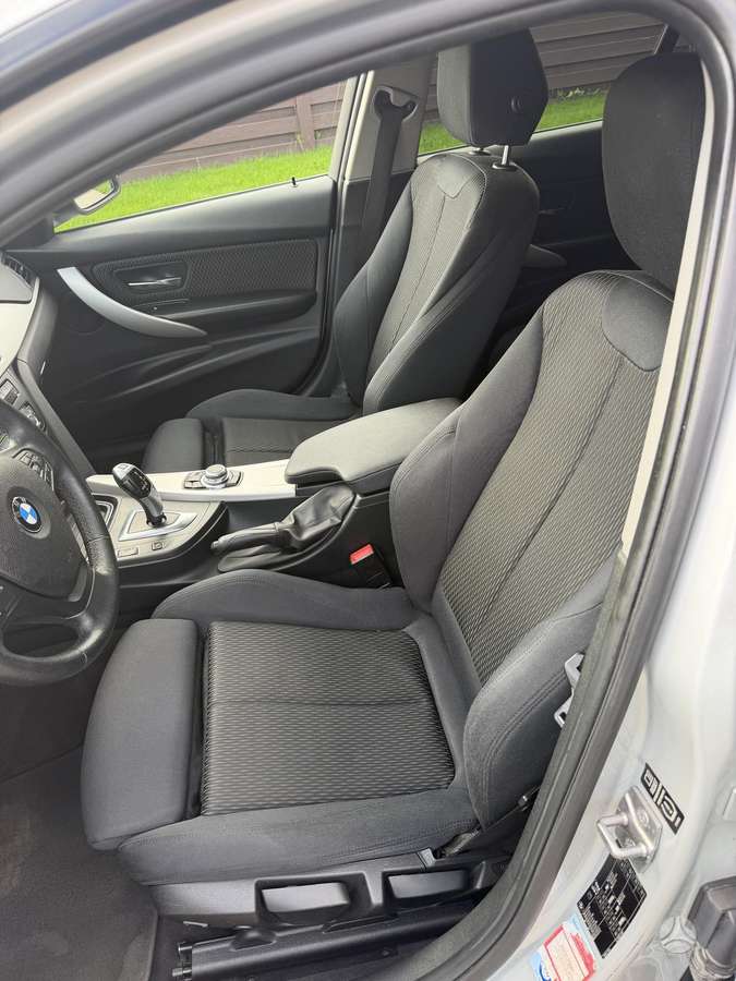 BMW 320 2014 — photo 9