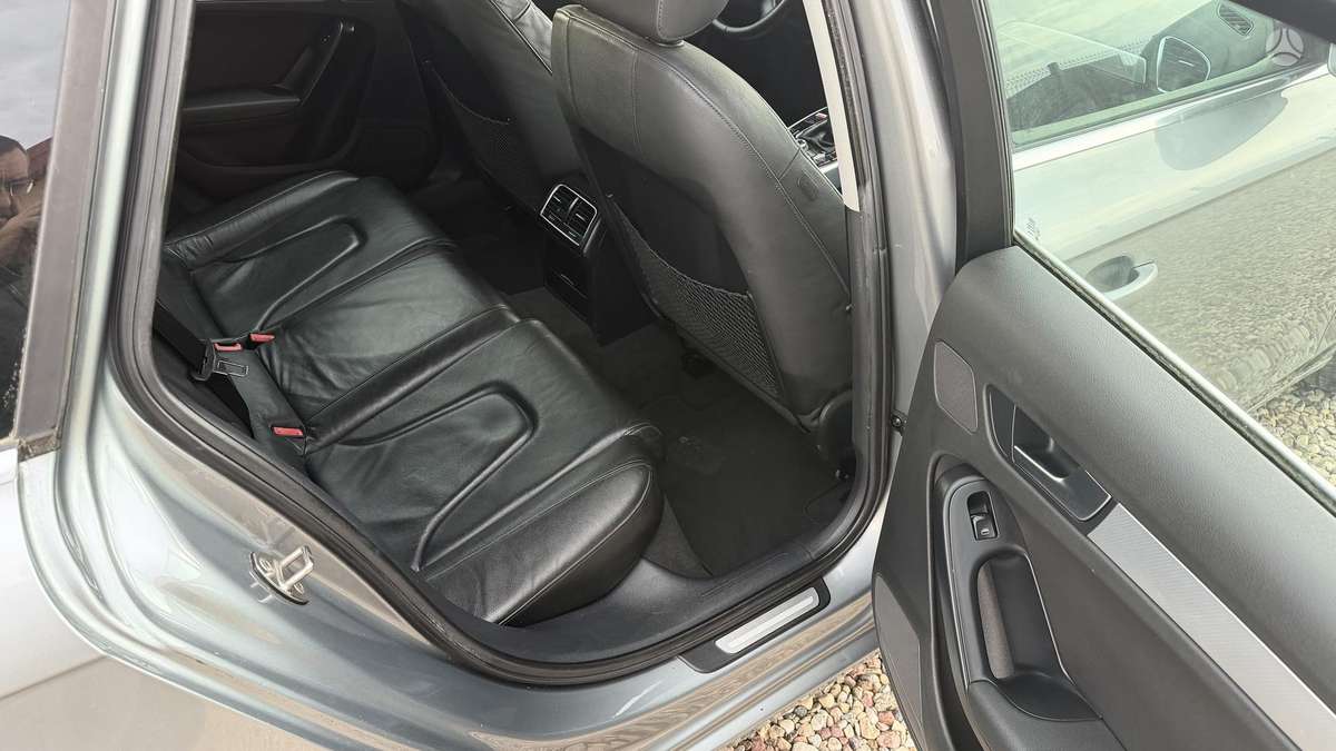 Audi A4 2008 — photo 13