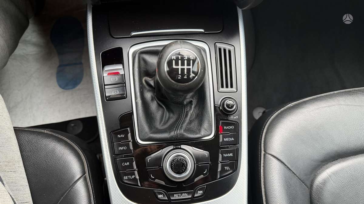 Audi A4 2008 — photo 17