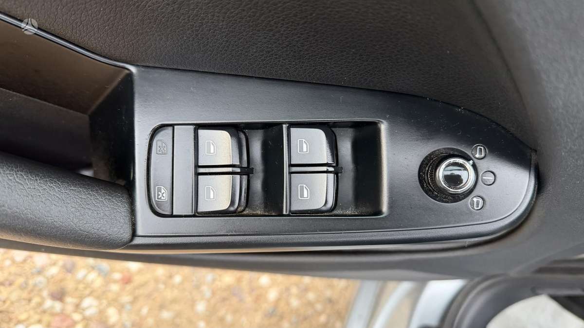 Audi A4 2008 — photo 21