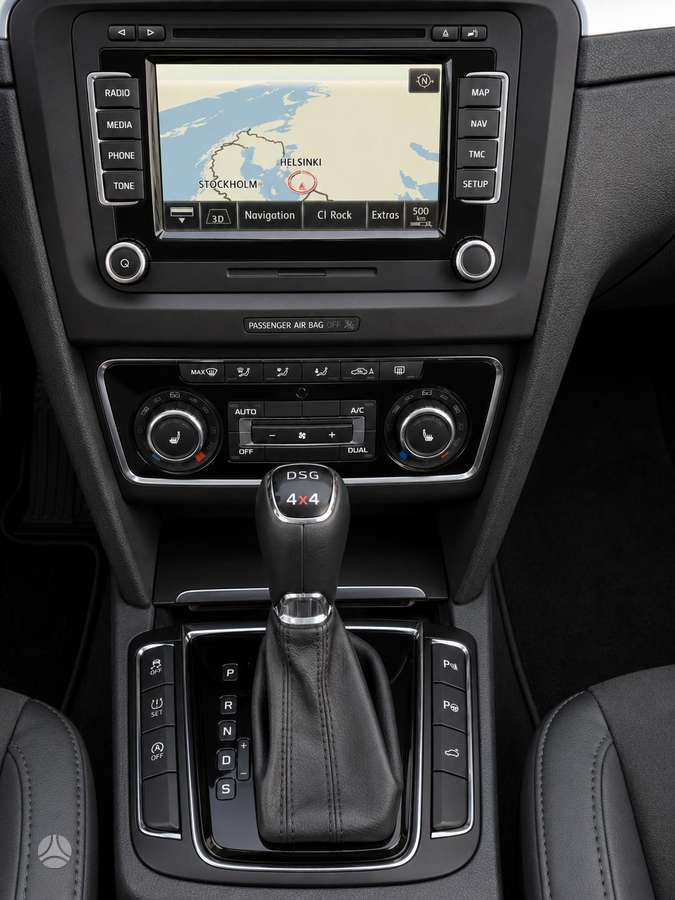 Skoda Superb 2015 — photo 14
