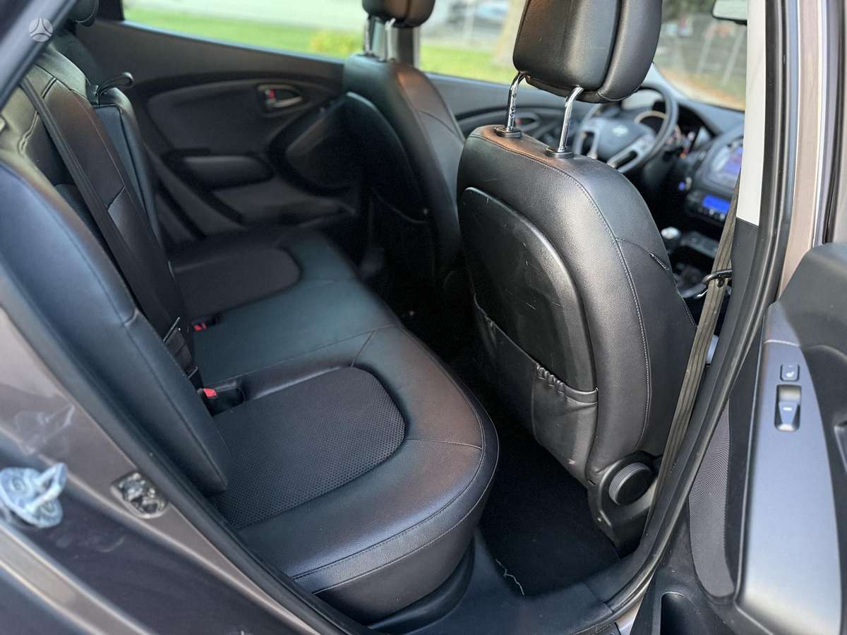 Hyundai ix35 2015 — photo 12