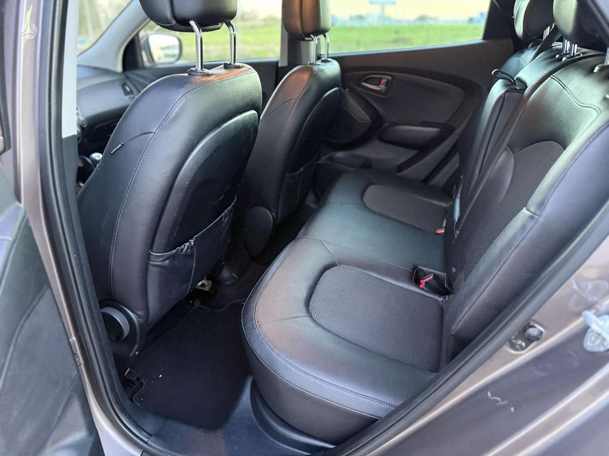 Hyundai ix35 2015 — photo 8