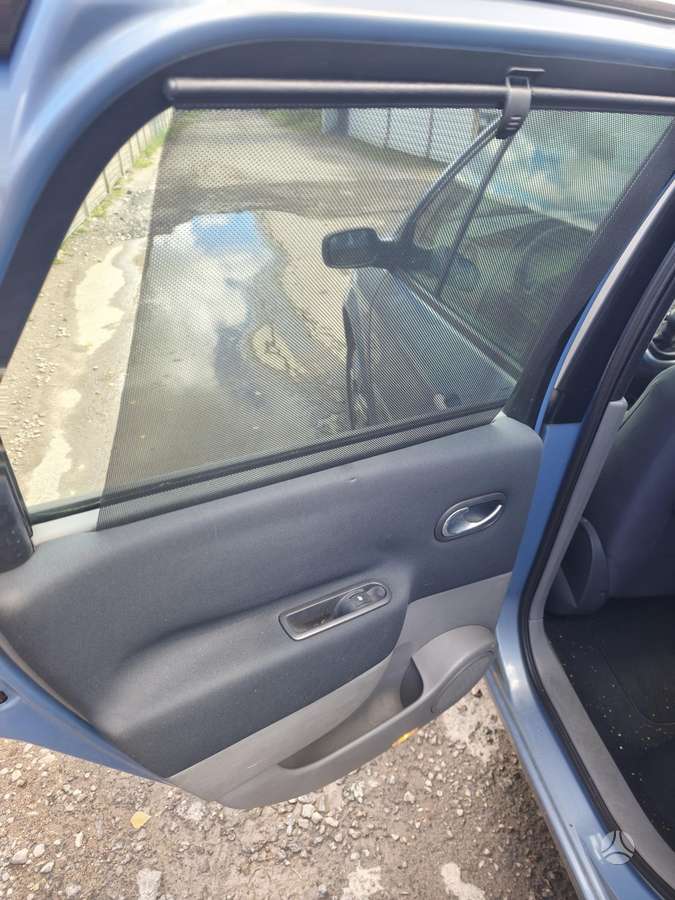 Renault Scenic 2006 — photo 19