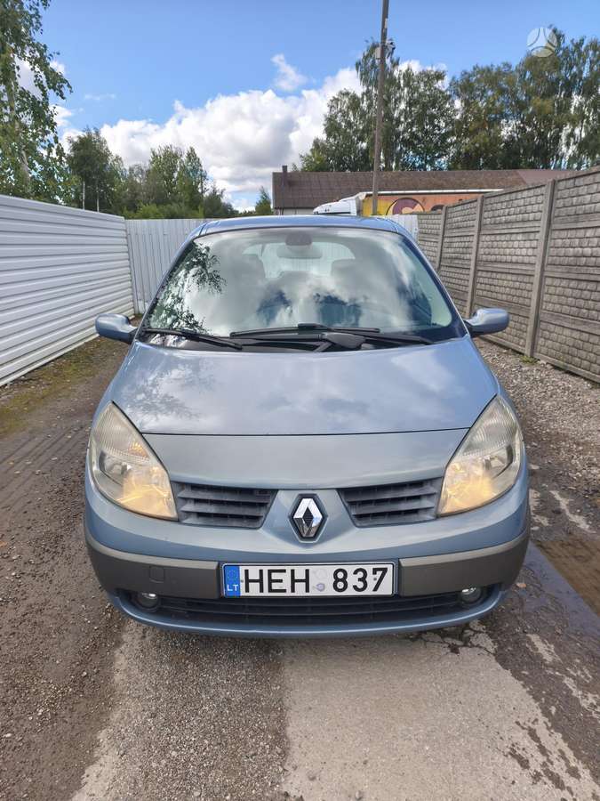 Renault Scenic 2006 — rear view