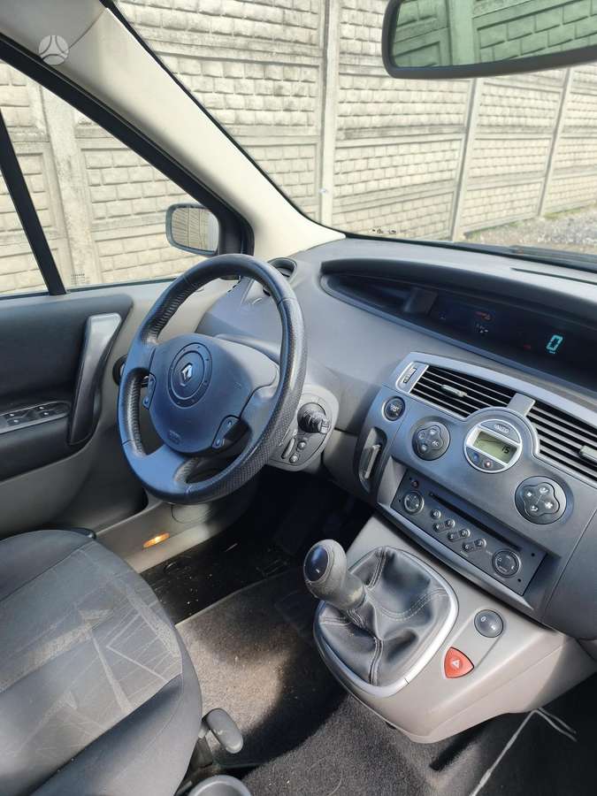 Renault Scenic 2006 — photo 25