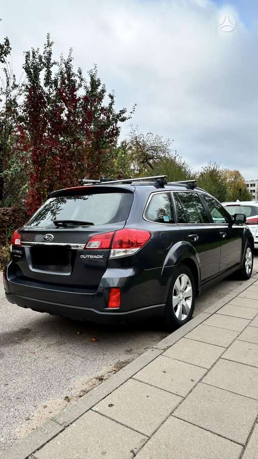 Subaru Outback 2010 — photo 15