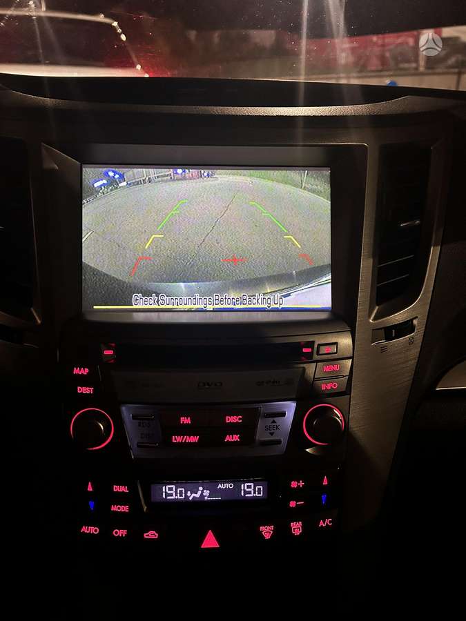 Subaru Outback 2010 — photo 9