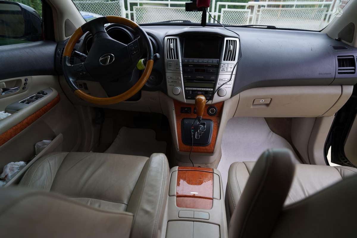 Lexus RX 2007 — photo 14
