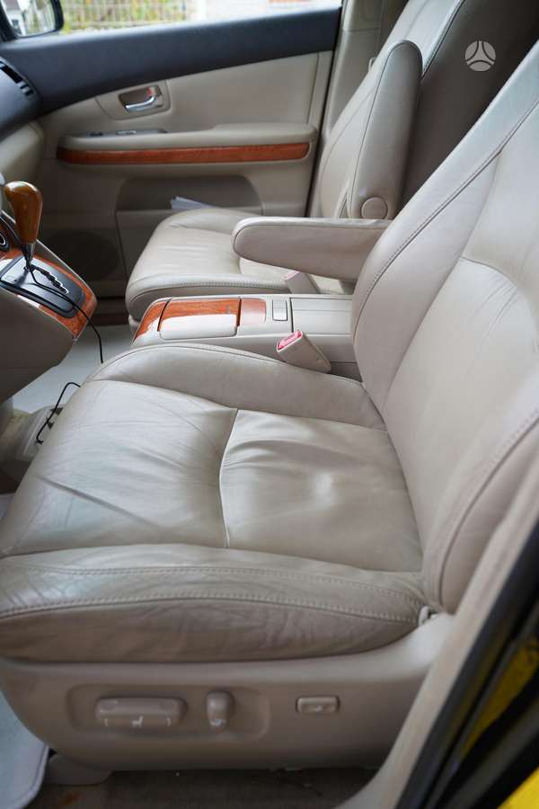 Lexus RX 2007 — photo 15