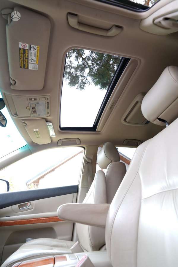 Lexus RX 2007 — photo 16