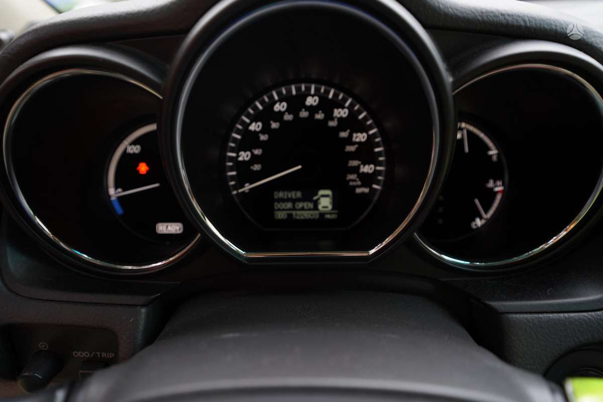 Lexus RX 2007 — photo 17