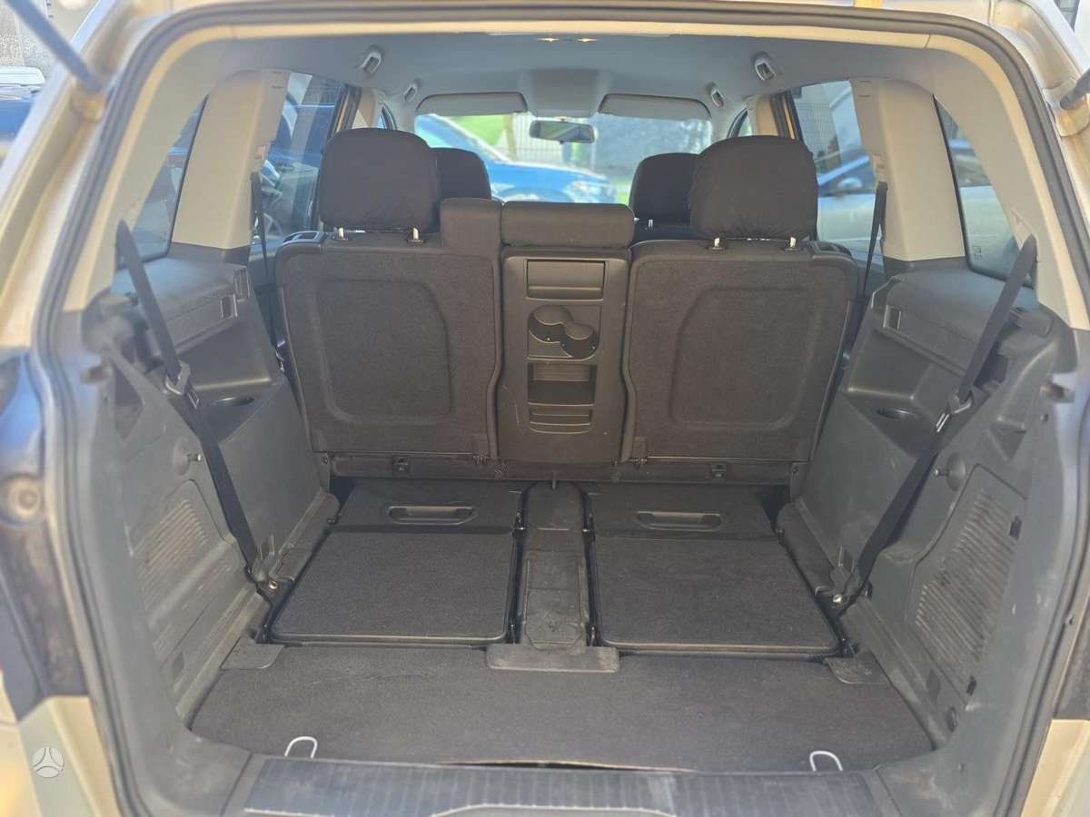 Opel Zafira 2008 — photo 11