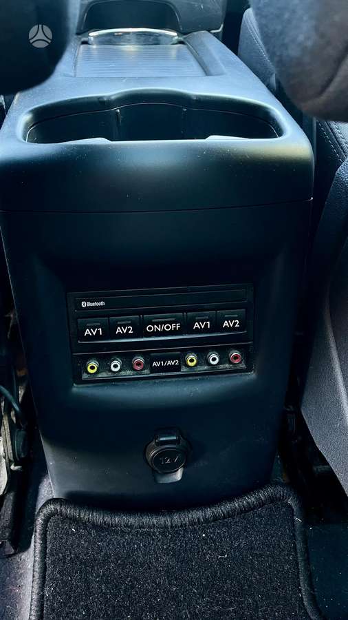 Peugeot 5008 2012 — photo 13