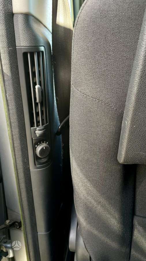 Peugeot 5008 2012 — photo 17