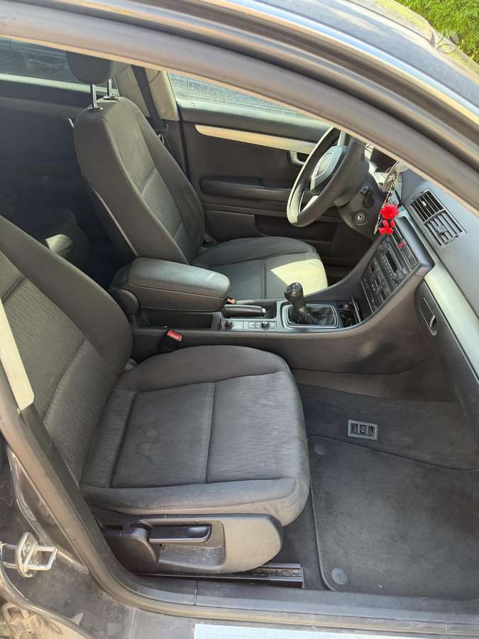 Audi A4 2005 — engine 1896 cm³, 116 HP (85kW)