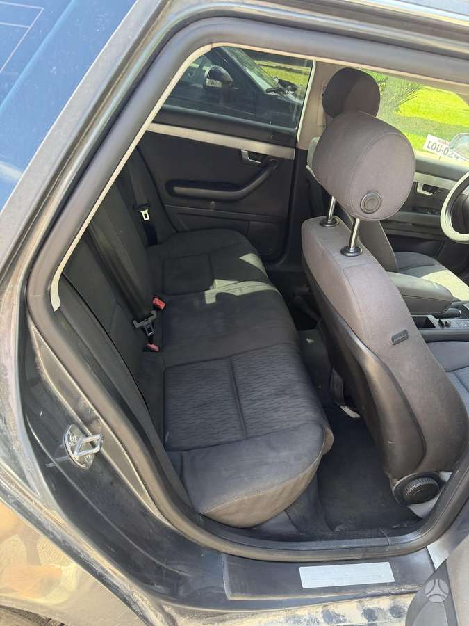 Audi A4 2005 — photo 5