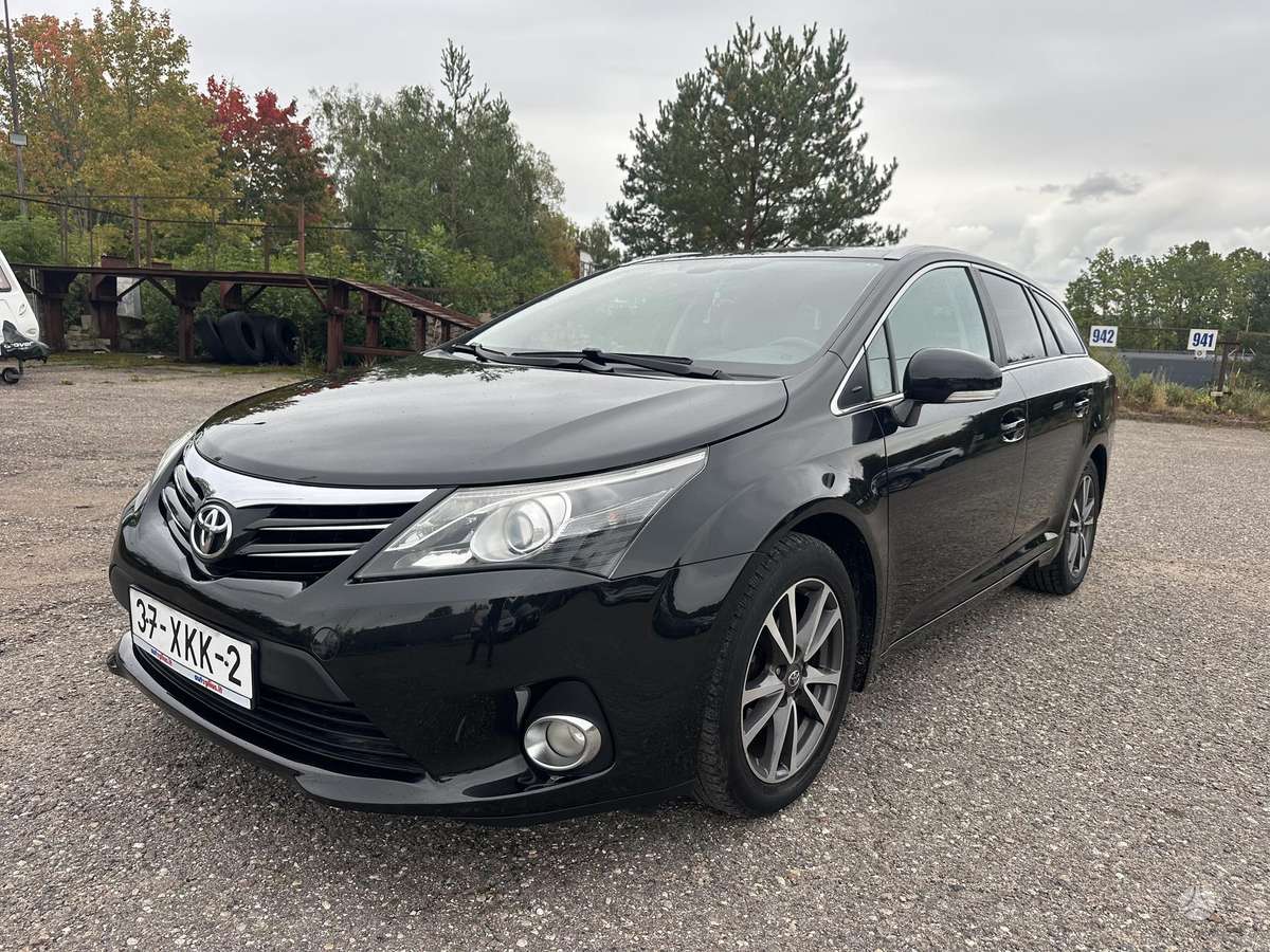 Toyota Avensis 2012 — vehicle for AFU Ukraine