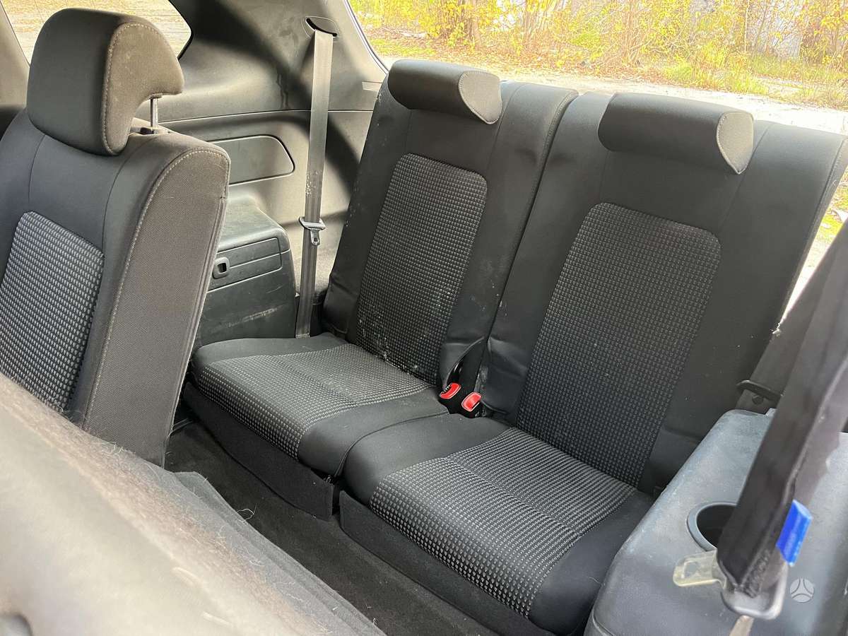 Chevrolet Captiva 2009 — photo 11