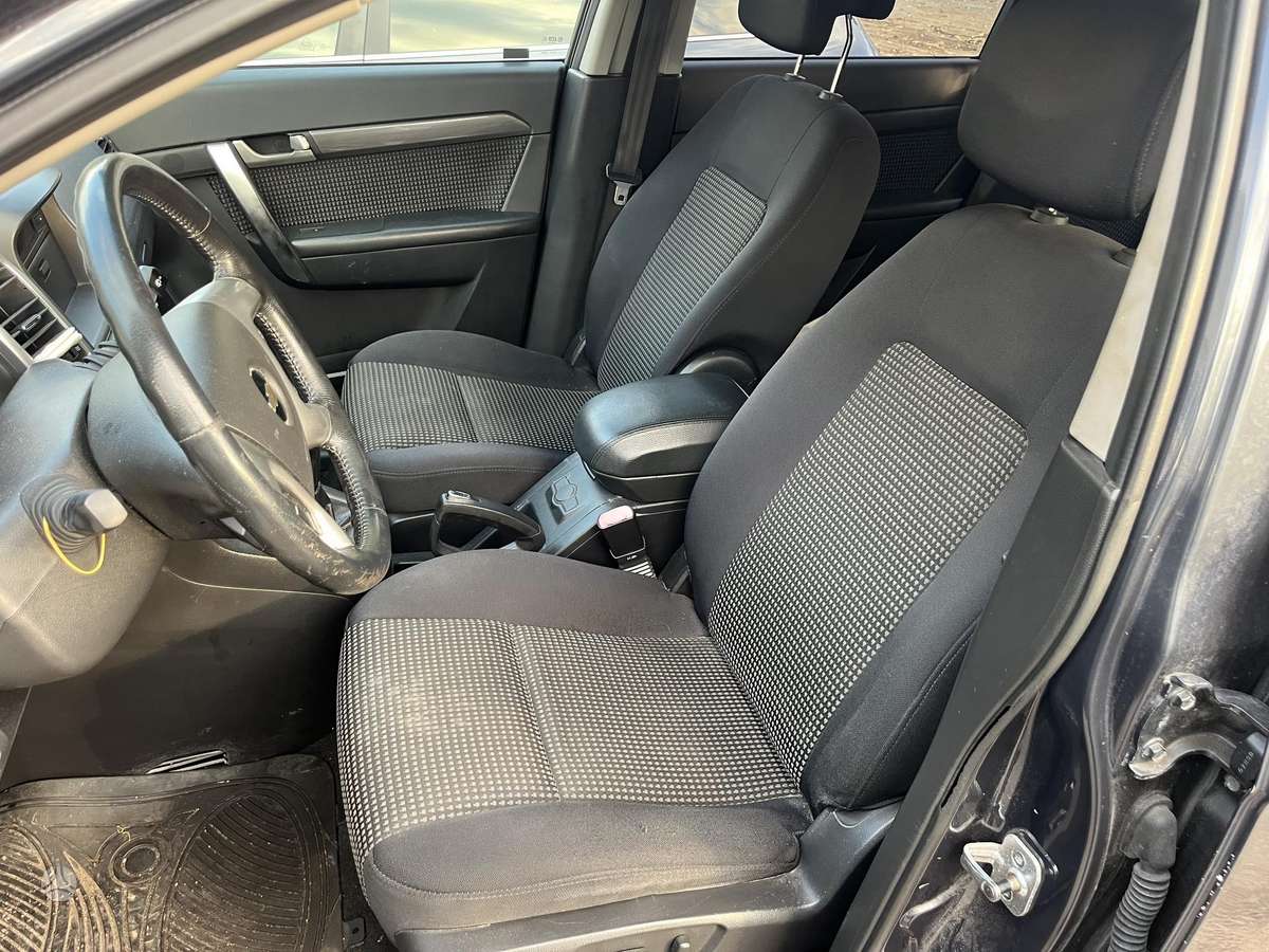 Chevrolet Captiva 2009 — photo 6