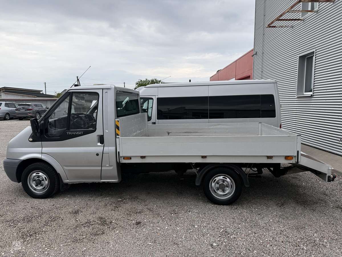 Ford Transit 2007 — салон