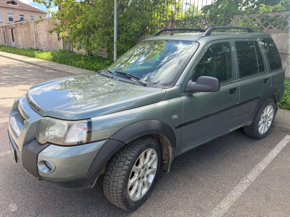 Land Rover 2004 — салон