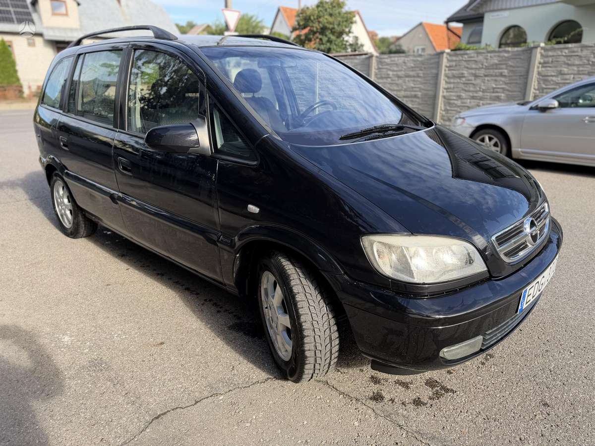 Opel Zafira 2004 — engine 1796 cm³, 125 HP (92kW)
