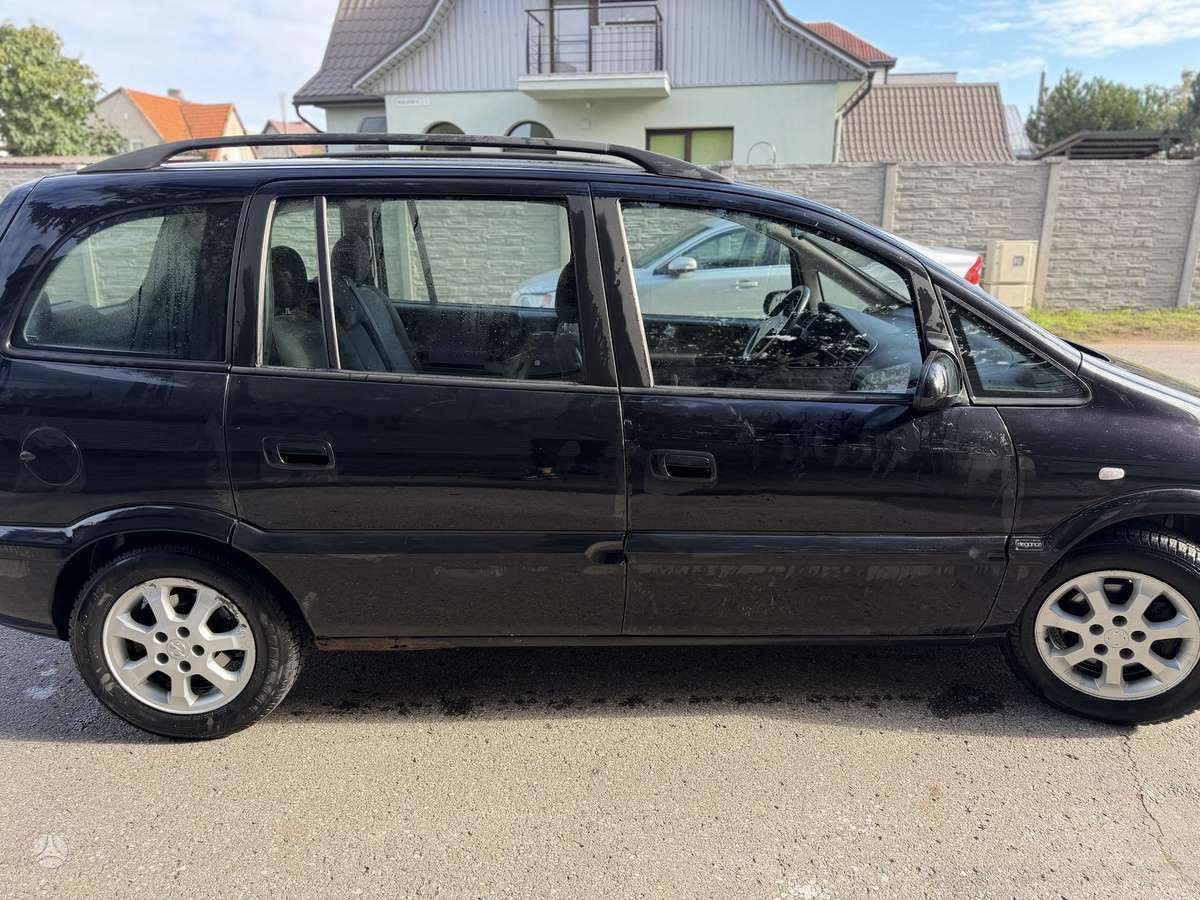 Opel Zafira 2004 — photo 5