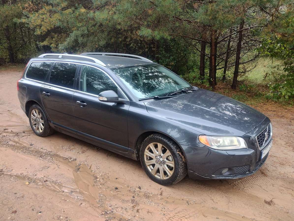 Volvo V70 2009 — двигун 2400 cm³, 163 HP (120kW)