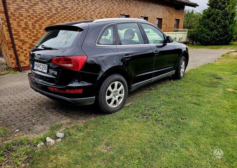 Audi Q5 2011 — салон