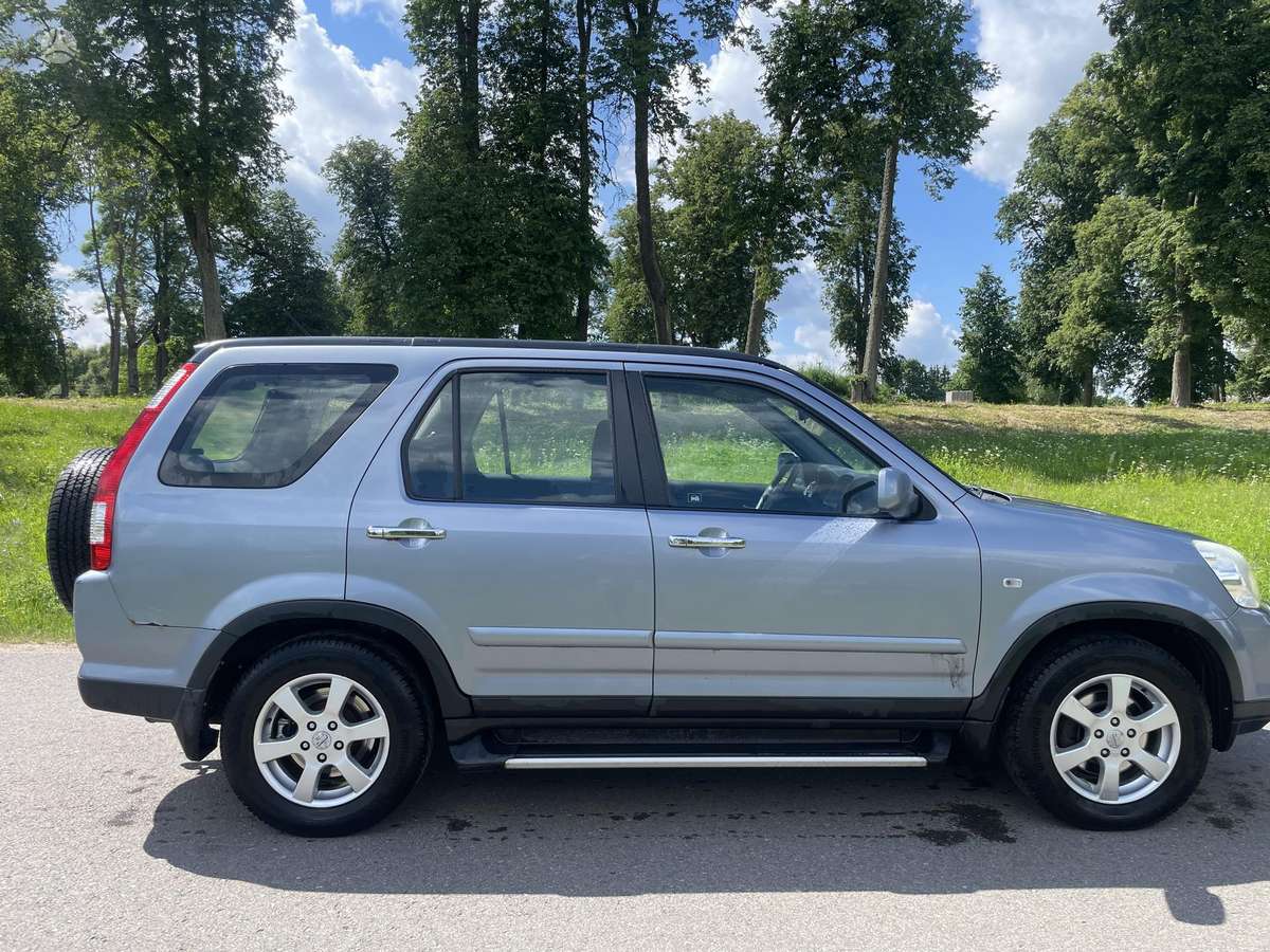 Honda CR-V 2006 — двигун 2204 cm³, 140 HP (103kW)