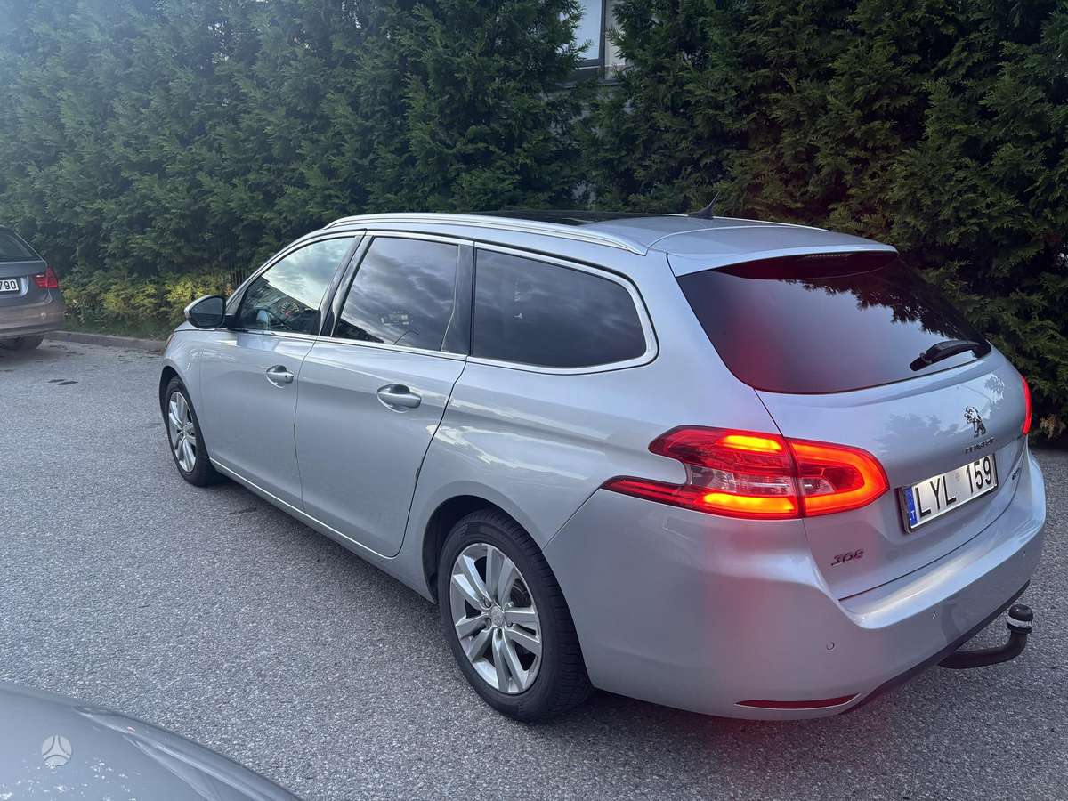 Peugeot 308 2014 — photo 5