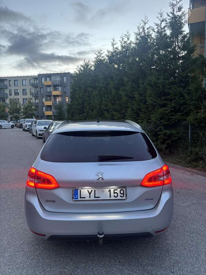 Peugeot 308 2014 — photo 6