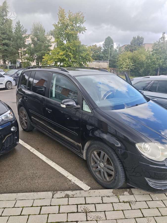 Volkswagen Touran 2007 — engine 1900 cm³, 105 HP (77kW)
