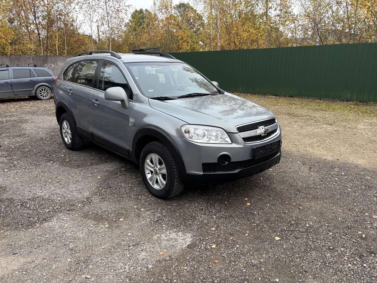 Chevrolet Captiva 2011 — photo 7