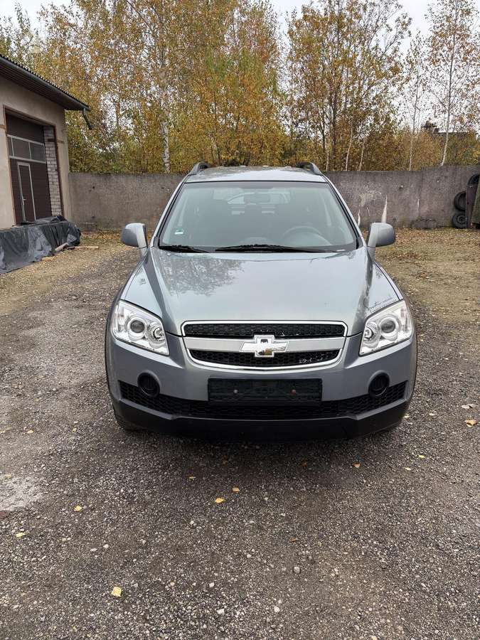 Chevrolet Captiva 2011 — photo 8