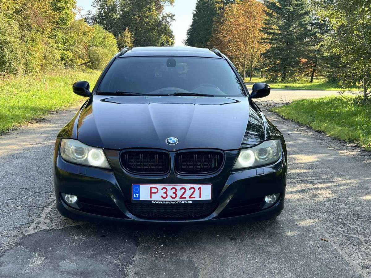 BMW 320 2011 — двигун 2000 cm³, 184 HP (135kW)