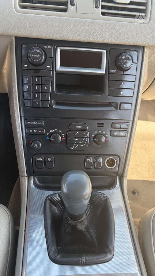 Volvo XC90 2006 — photo 23